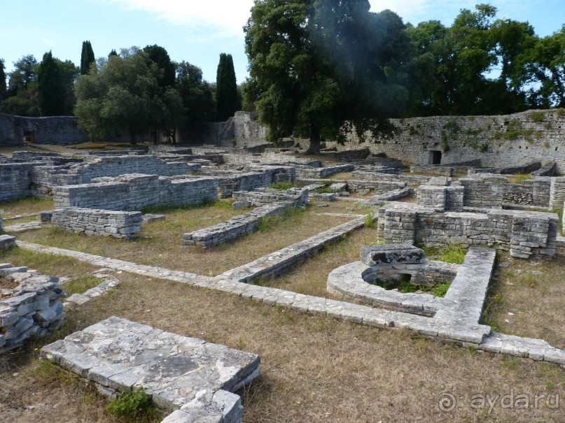 Бриуны! А что это за штучка....