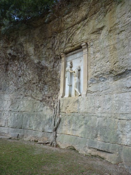 Бриуны! А что это за штучка....