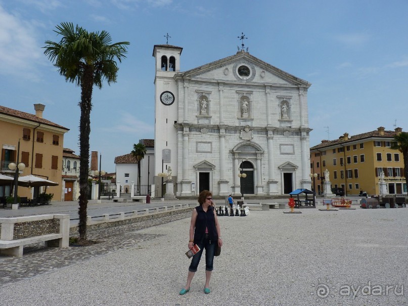 Идеальный город ждет туристов. Palmanova