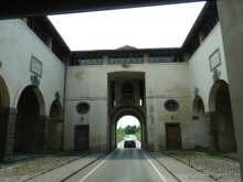 Идеальный город ждет туристов. Palmanova