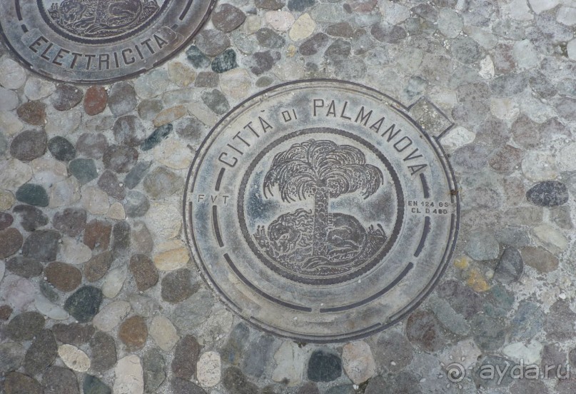 Идеальный город ждет туристов. Palmanova