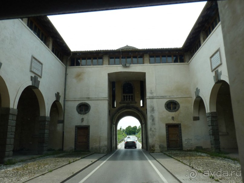 Идеальный город ждет туристов. Palmanova