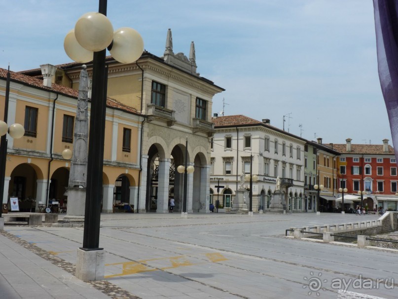 Идеальный город ждет туристов. Palmanova