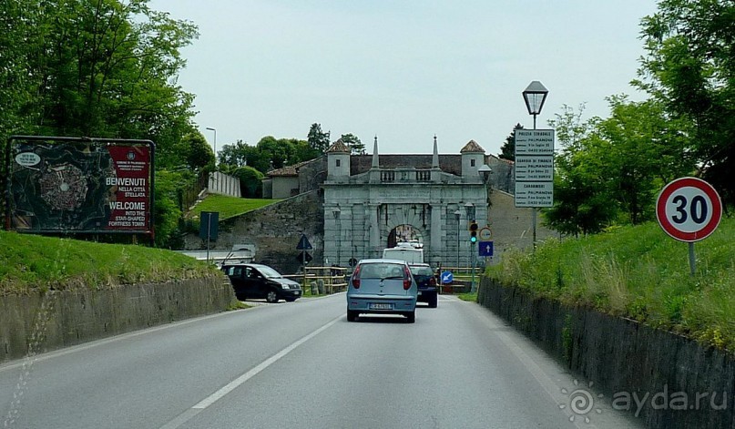Идеальный город ждет туристов. Palmanova