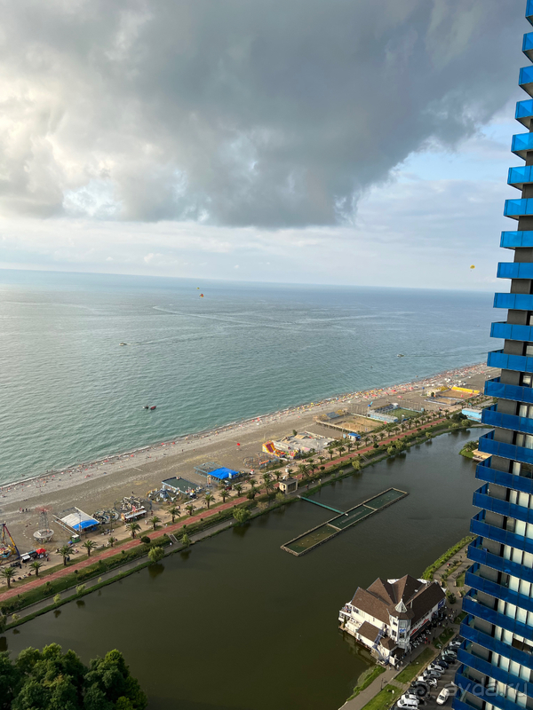 Orbi city twin tower Батуми