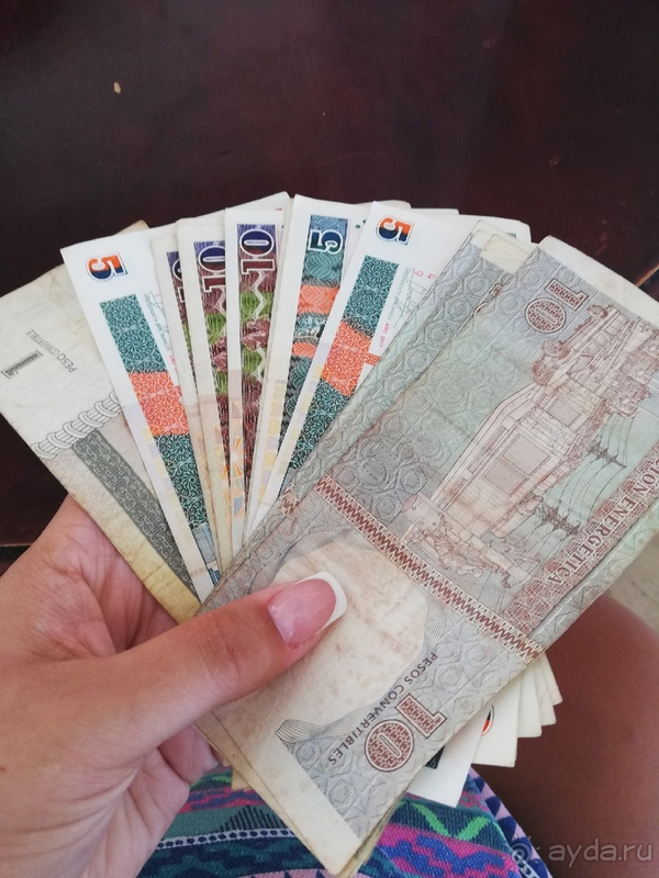 красиво,романтично,спокойно.