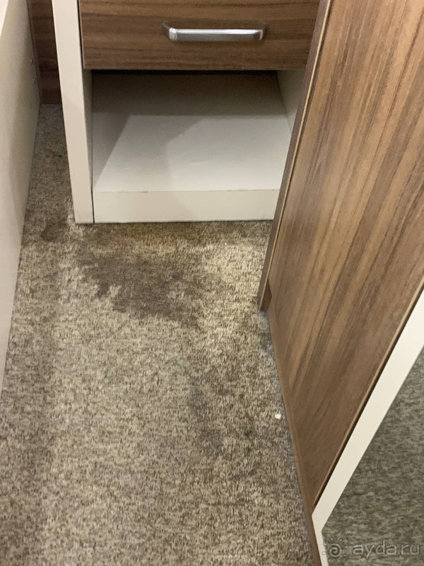 Не останавливайтесь здесь, если не хотите испортить отдых - City Hotel Batumi.