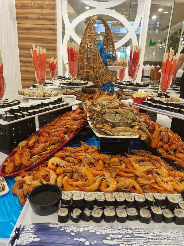 Красивый отель, ужасный wi-fi, не самый чистый пляж 🌴