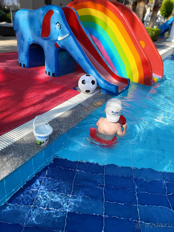 Отель на твёрдую 4!