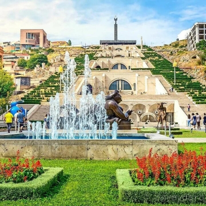 Отличный современный городской отель