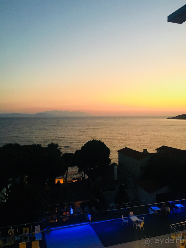 Слабая четверка, но нам понравилась