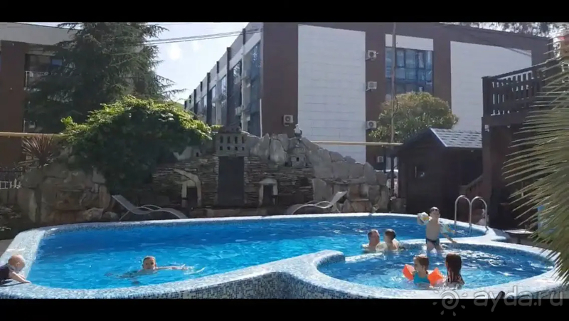 Crystal великолепен! 😍