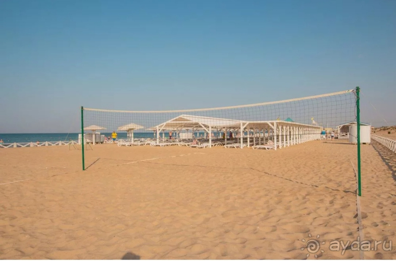 Посетил отель Beton Brut