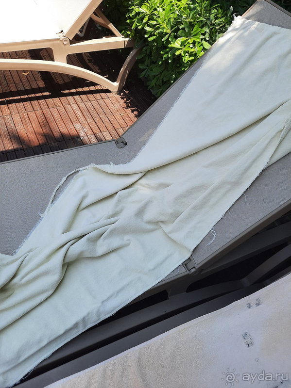 Отель среднего ценового сегмента с отвратительным пляжем и рецепшеном ожидающим от туриста бакшиш