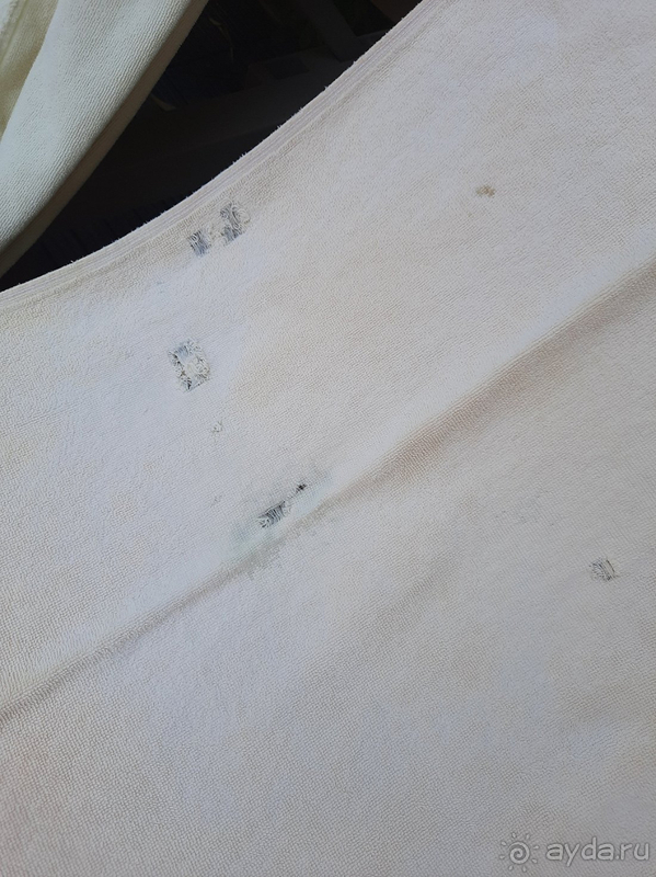 Отель среднего ценового сегмента с отвратительным пляжем и рецепшеном ожидающим от туриста бакшиш