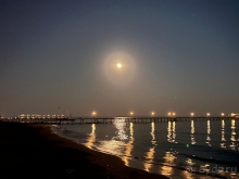 Нормальный отель на отличной территории.