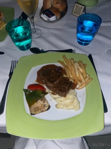 Великолепно провела свой отпуск. Еще вернусь!