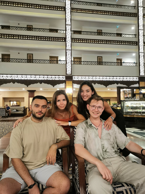 фото Utopia World Hotel