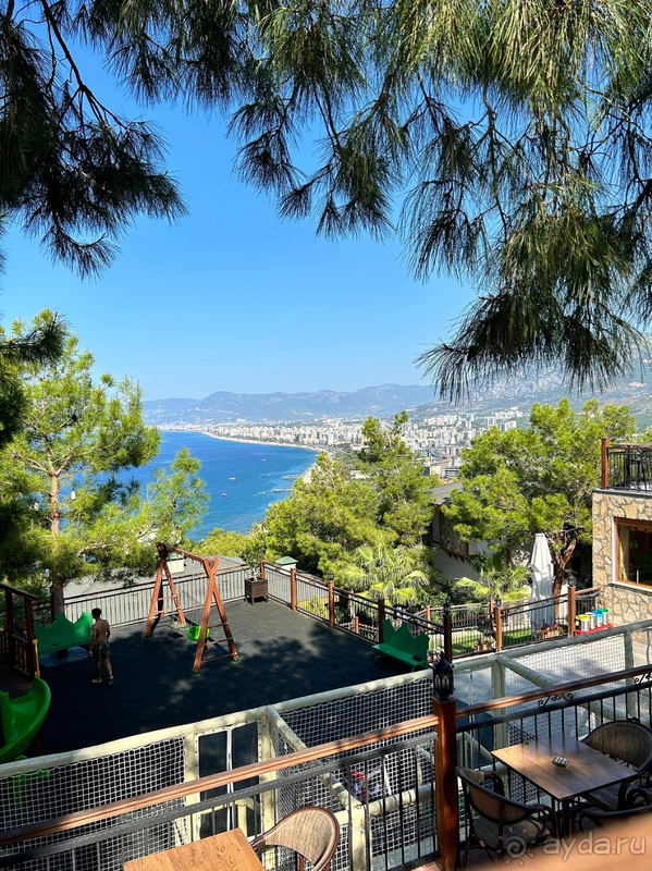 Мы прожили целую жизнь в этом отеле 💔