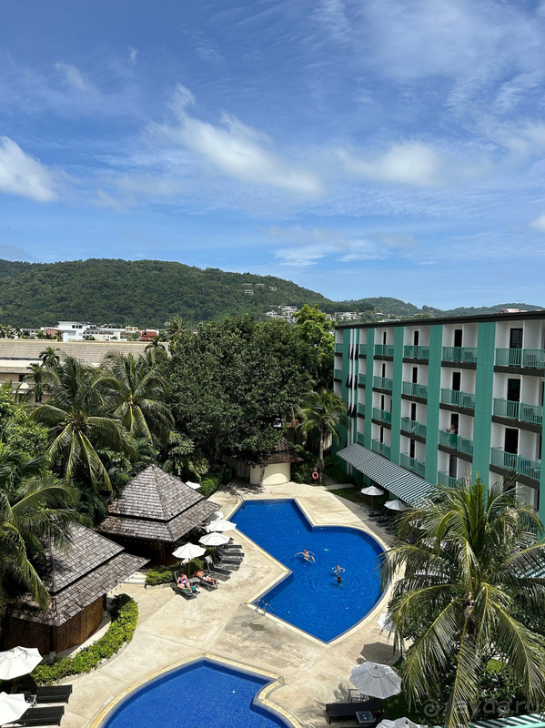 Классный отдых в центре Ката