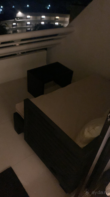 Подуставший отель..