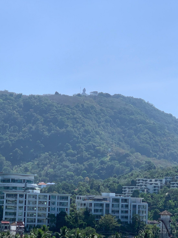 Подуставший отель..