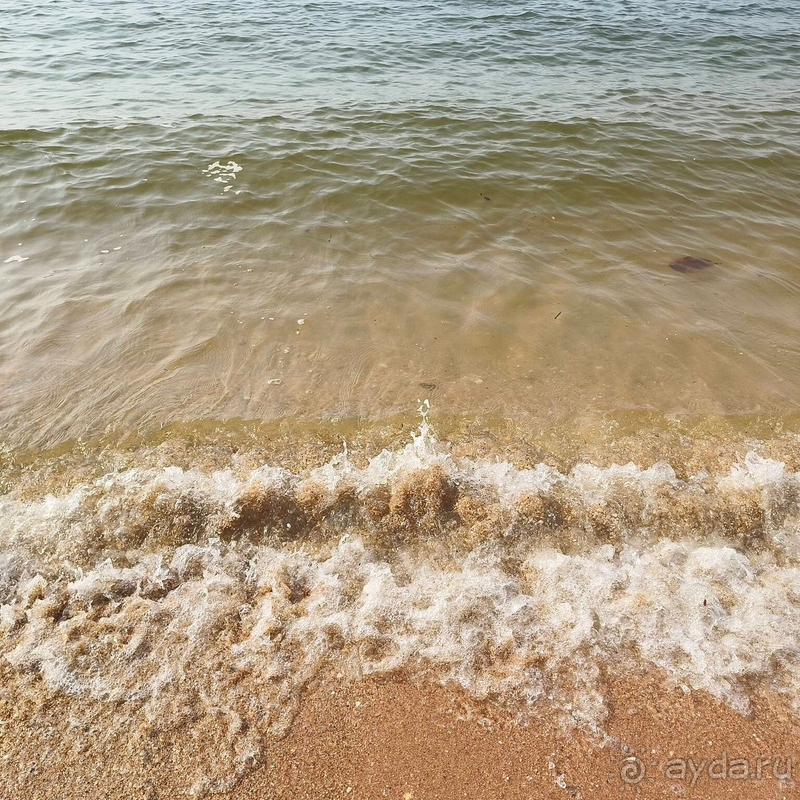 Отель вроде и не плох, но на 4 звезды не тянет.