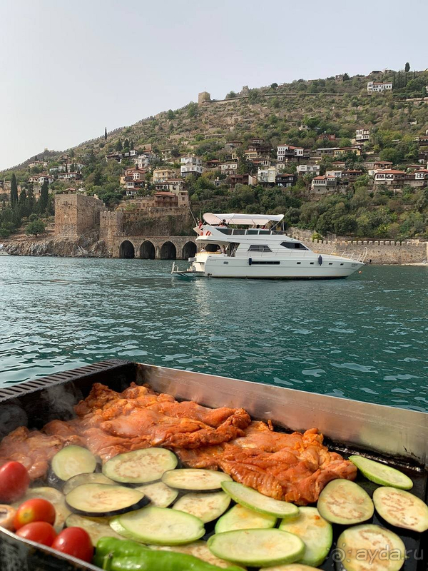 ХОРОШИЙ, СЕМЕЙНЫЙ ОТЕЛЬ С НЕКОТОРЫМИ НЕДОЧЕТАМИ