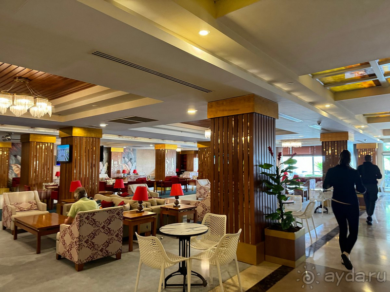 Натянутая 4* всё очень грустно