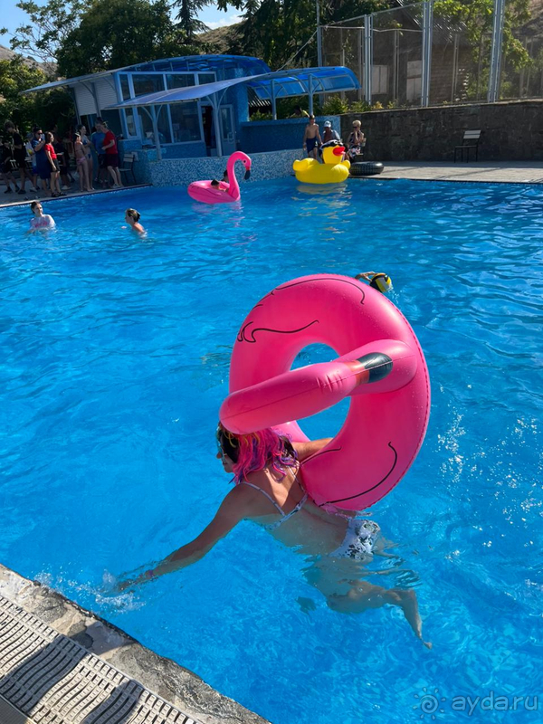 Стоит закрыть глаза на недостатки, тогда отдых пройдет хорошо.