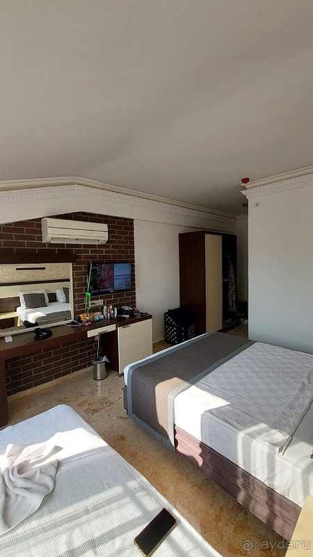 Семейный отдых в великолепном отеле.