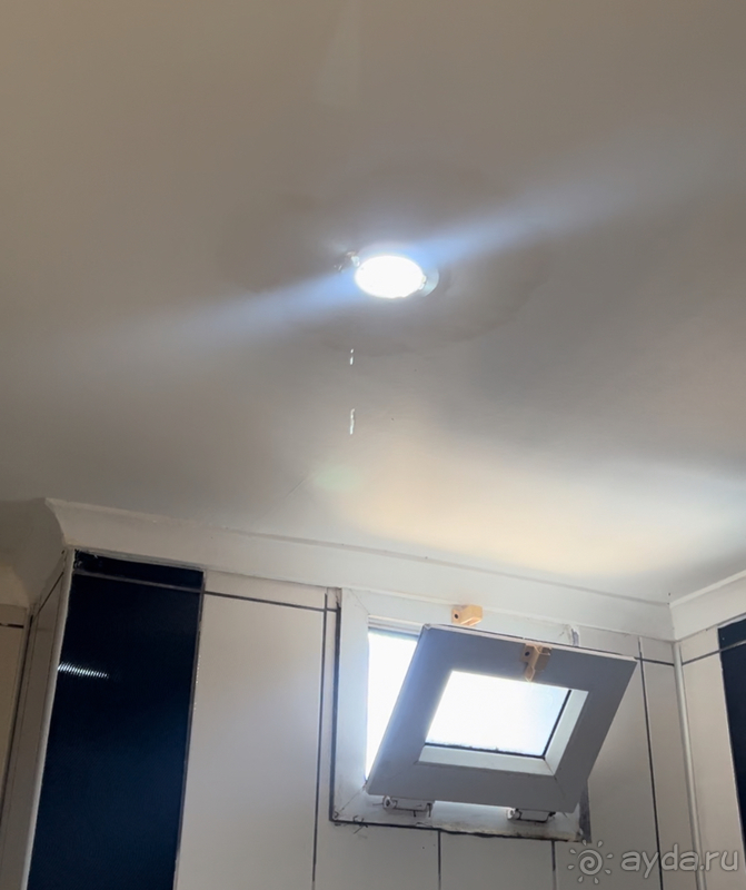 Украли все доллары в отеле 