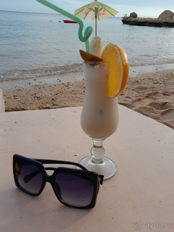 Хороший отель, с двумя шикарними пляжами