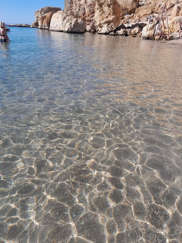 Хороший отель, с двумя шикарними пляжами