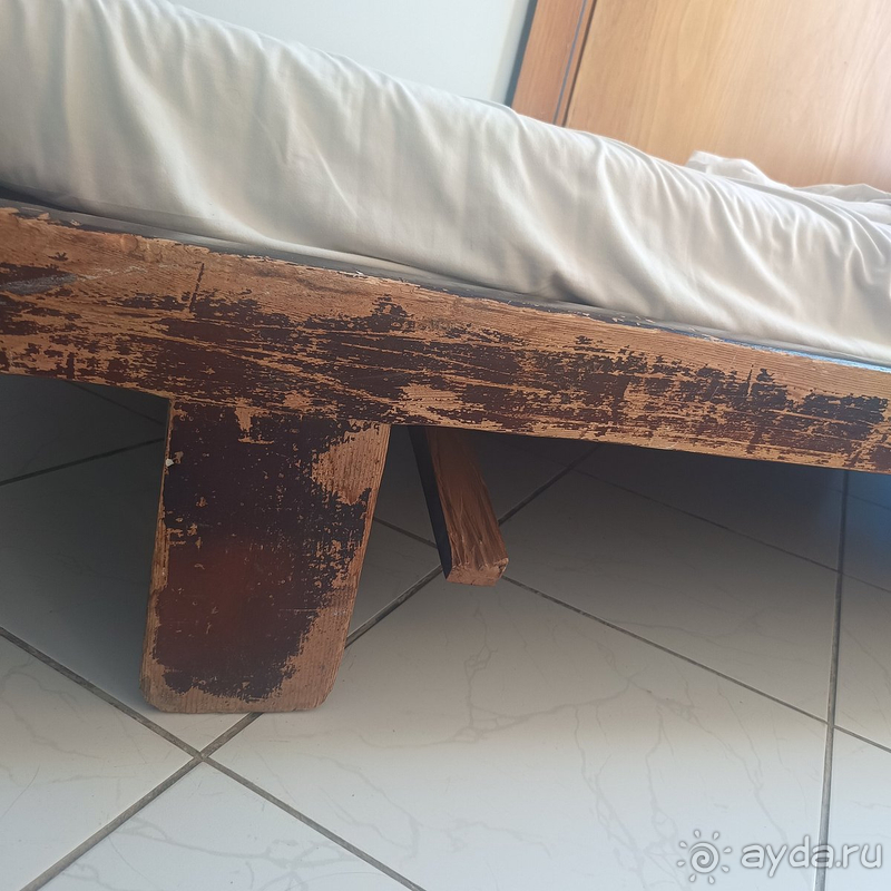 Понравилось только море и пляж. На этом плюсы кончились.