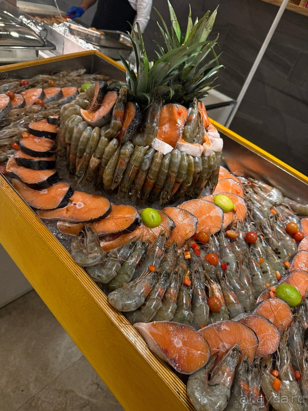 Релакс, немного тусовки, топовые а-ля карт