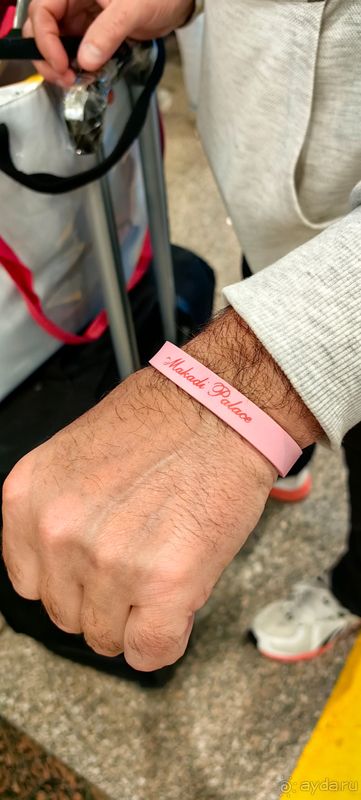 Убогий отель без сервиса и ремонта