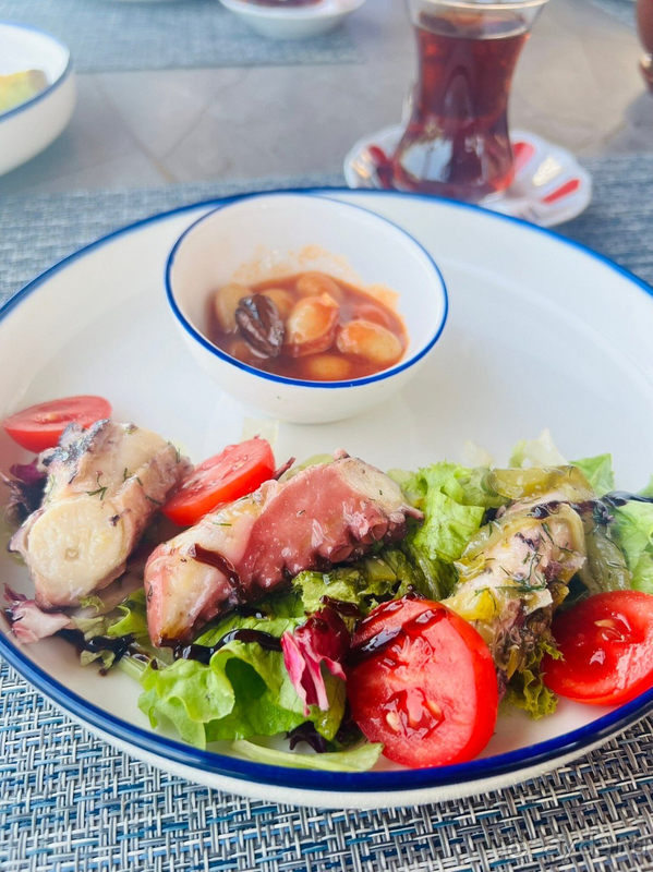 Gloria теперь в нашем сердце.