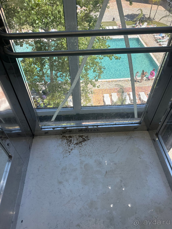 Отель не стоит таких денег!