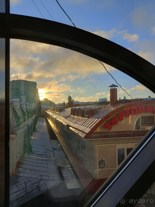 Отличное место прямо под крышей. Отель Roof Story