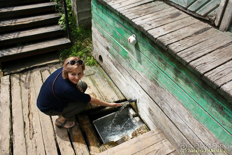 Образ Богородицы, найденный в корнях дерева. Курская Коренная пустынь