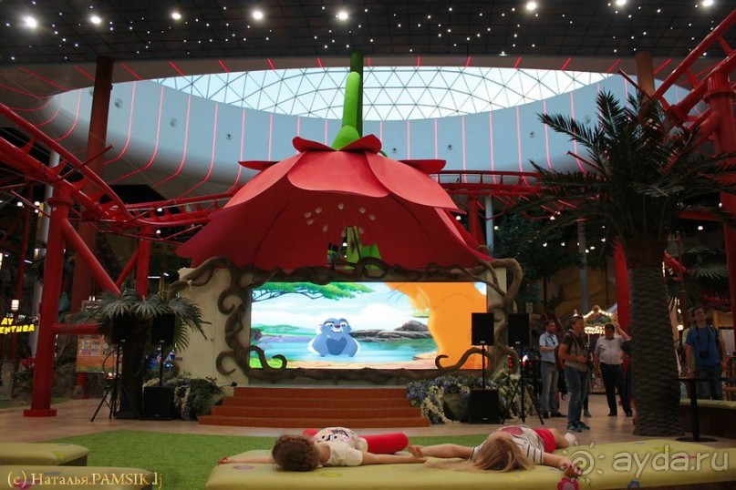 Что посмотреть в Курске: Земля и Небо. Этнодеревня и смотровая площадка на крыше ТЦ