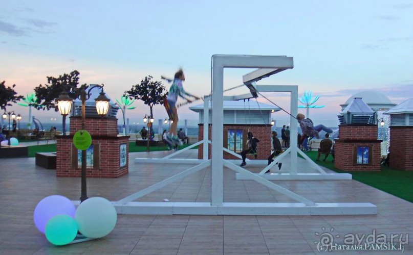 Что посмотреть в Курске: Земля и Небо. Этнодеревня и смотровая площадка на крыше ТЦ