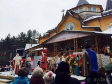 В ВОТЧИНЕ У ДЕДА МОРОЗА