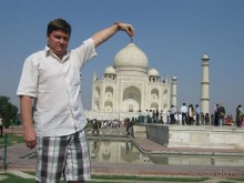 Индия.  Ноябрь 2011 г.  "Русский? Сто рупий давай!"