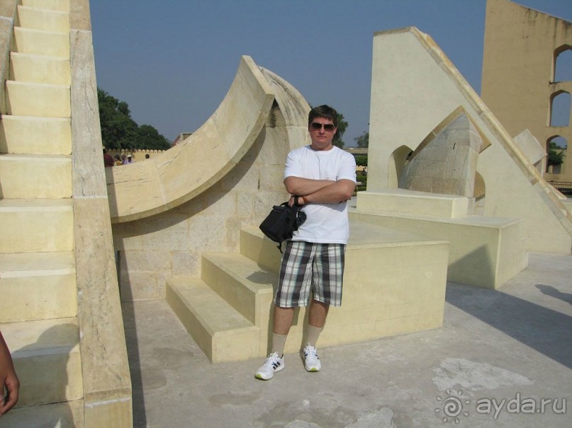 Индия.  Ноябрь 2011 г.  "Русский? Сто рупий давай!"