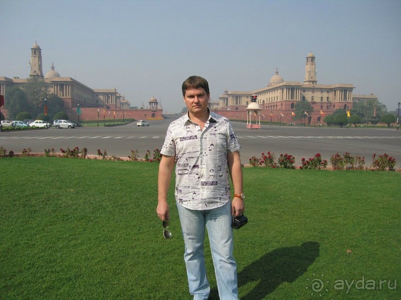 Индия.  Ноябрь 2011 г.  "Русский? Сто рупий давай!"