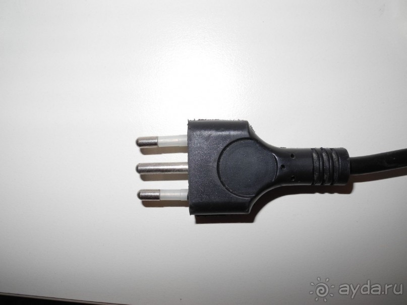 Интересная вилка от телевизора =)