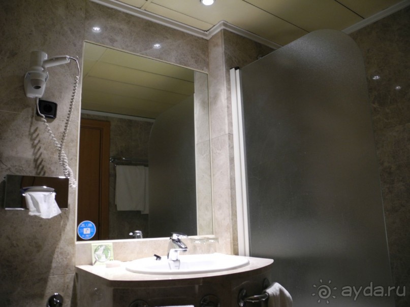 Hotel Praga 4*. Мадрид