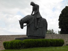 Ассизи. Скульптура «Возвращение Франциска».